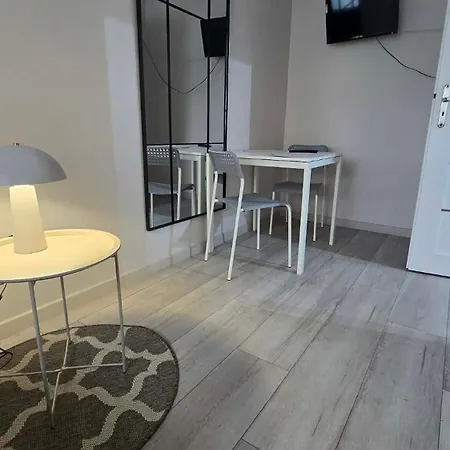 Апартаменти Via Volta 2025 Refresh 2 Bedroom Плоцьк