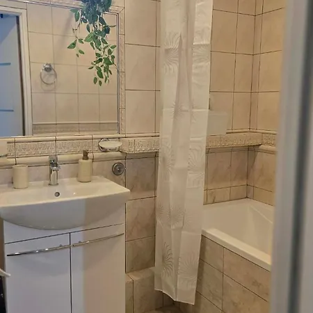 Апартаменти Via Volta 2025 Refresh 2 Bedroom Плоцьк